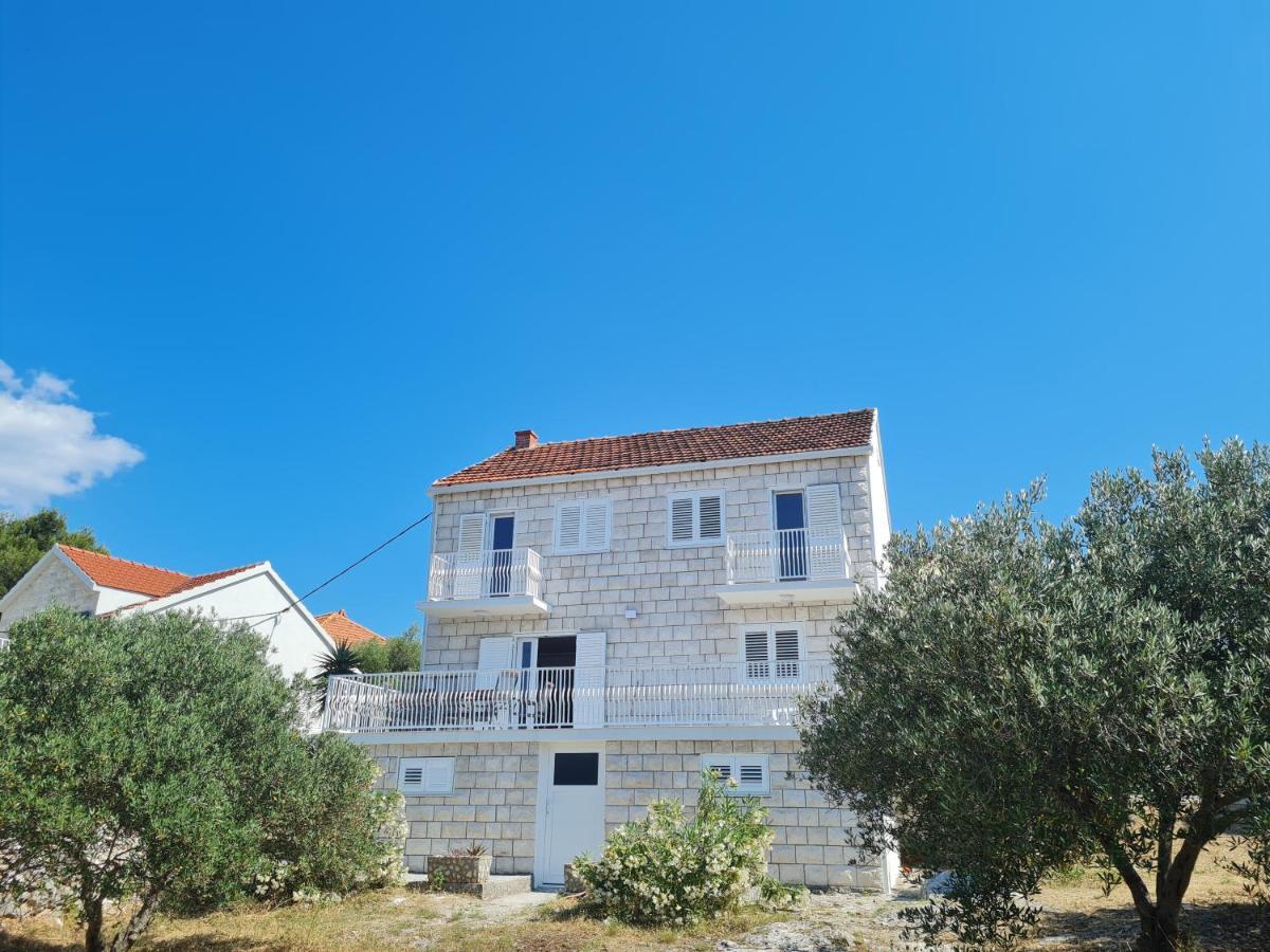Garden House Sutivan Exterior foto